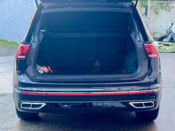 VOLKSWAGEN TIGUAN 1.5 TSI R-Line