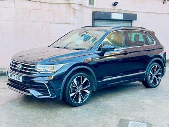 VOLKSWAGEN TIGUAN 1.5 TSI R-Line