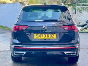 VOLKSWAGEN TIGUAN 1.5 TSI R-Line