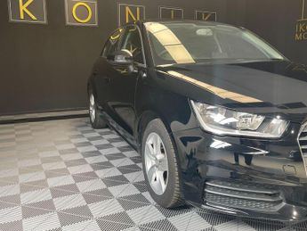 AUDI A1 1.0 TFSI SE