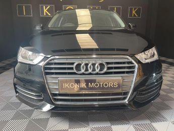 AUDI A1 1.0 TFSI SE