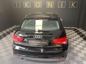 AUDI A1 1.0 TFSI SE