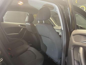 AUDI A1 1.0 TFSI SE