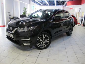 Nissan Qashqai 1.5 dCi N-Connecta Euro 6 (s/s) 5dr (115 ps) - Pan Roof