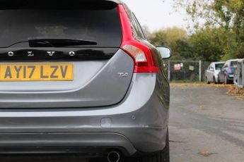 VOLVO V60 2.0 SE Lux Nav T4