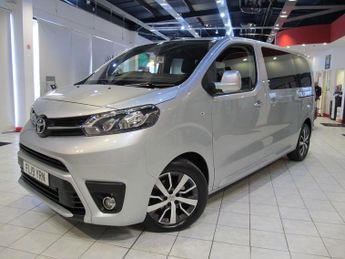 Toyota Proace 2.0 D Family MPV Euro 6 (s/s) 8 Seat (150ps) - Sat Nav