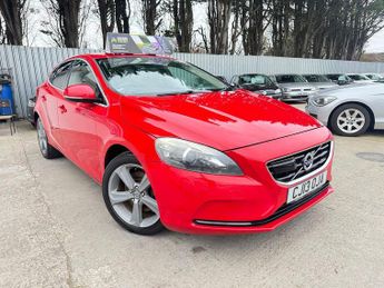 Volvo V40 Volvo V40 1.6 R-Design Lux Nav T4 Auto