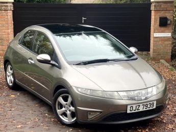 Honda Civic 1.8 i-VTEC ES