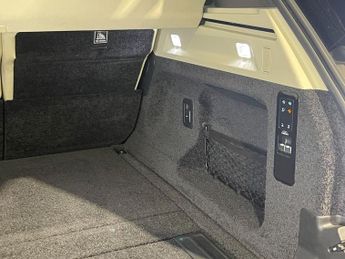 LAND ROVER RANGE ROVER 3.0 P400 MHEV Autobiography