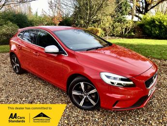 Volvo V40 1.5 R-Design Pro T3