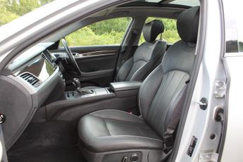 HYUNDAI GENESIS 3.8 GDi V6