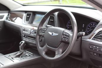 HYUNDAI GENESIS 3.8 GDi V6