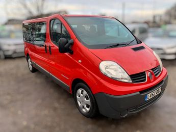 Renault Trafic 2.0 dCi LL29 Combi 9 SEATS