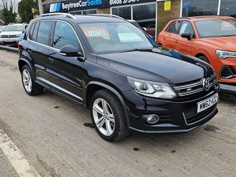 Volkswagen Tiguan 2.0 TDI BlueMotion Tech R-Line