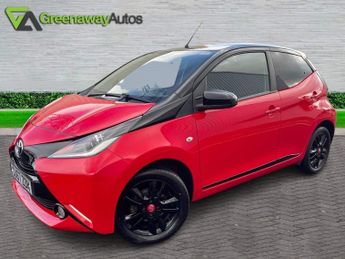 Toyota AYGO 1.0 VVT-i x-cite 4 Red Bi-Tone Euro 6 5dr