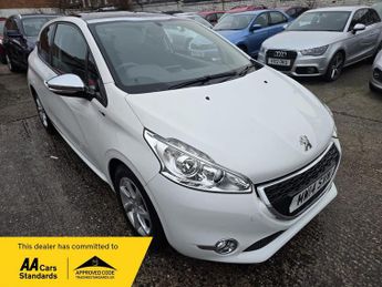 Peugeot 208 1.2 VTi Style Euro 5 3dr