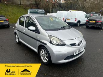 Toyota AYGO 1.0 VVT-i Platinum