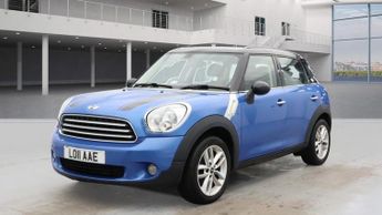 MINI Countryman 1.6 Cooper Countryman Blue 5dr 11 SERVICE STAMPS