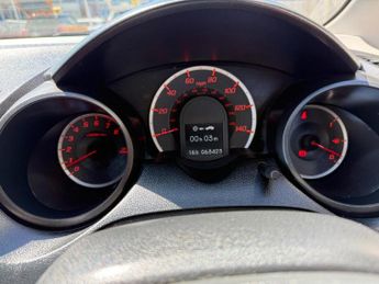 HONDA JAZZ 1.4 i-VTEC ES Plus Euro 5 5dr