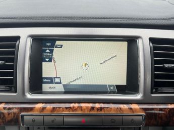 JAGUAR XF 2.7 d V6 Luxury