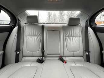 JAGUAR XF 2.7 d V6 Luxury