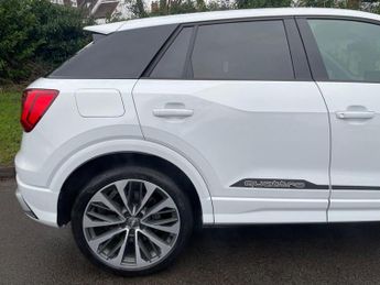 AUDI SQ2 2.0 TFSI Black Edition