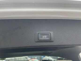 AUDI SQ2 2.0 TFSI Black Edition