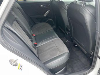 AUDI SQ2 2.0 TFSI Black Edition