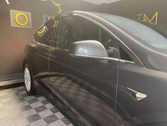 TESLA MODEL X 75D (Dual Motor)