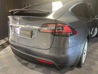 TESLA MODEL X 75D (Dual Motor)