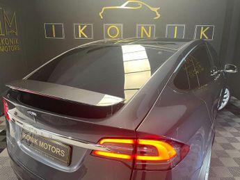 TESLA MODEL X 75D (Dual Motor)