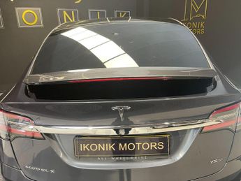 TESLA MODEL X 75D (Dual Motor)