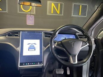 TESLA MODEL X 75D (Dual Motor)