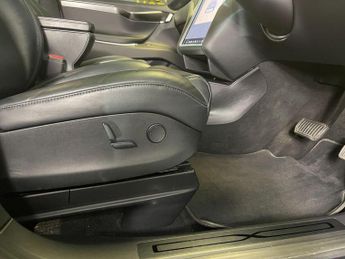 TESLA MODEL X 75D (Dual Motor)