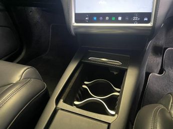 TESLA MODEL X 75D (Dual Motor)