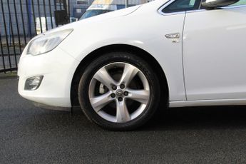 VAUXHALL ASTRA 1.6 16v SRi