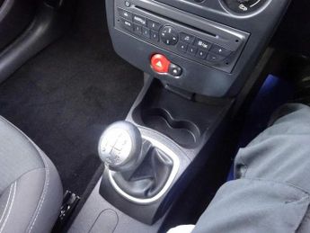 RENAULT CLIO 1.5 dCi Dynamique TomTom Euro 4 3dr
