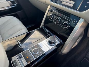 LAND ROVER RANGE ROVER 3.0 TD V6 Vogue