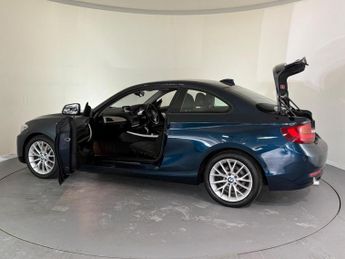 BMW 2 SERIES 2.0 220i SE Auto Euro 6 (s/s) 2dr