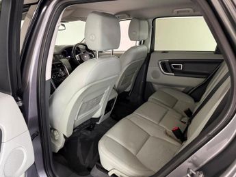 LAND ROVER DISCOVERY SPORT 2.0 TD4 SE Tech 4WD Euro 6 (s/s) 5dr (5 Seat)