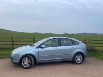 FORD FOCUS 1.6 Ghia