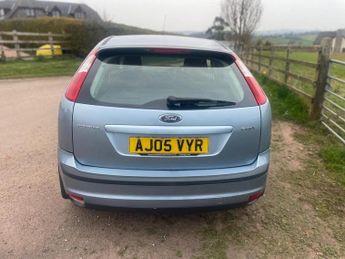 FORD FOCUS 1.6 Ghia