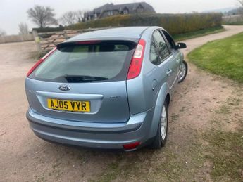 FORD FOCUS 1.6 Ghia
