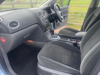 FORD FOCUS 1.6 Ghia
