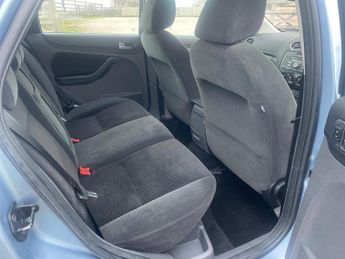 FORD FOCUS 1.6 Ghia