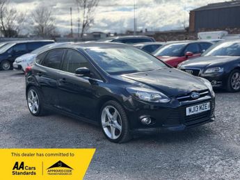 Ford Focus 1.0T EcoBoost Titanium Euro 5 (s/s) 5dr