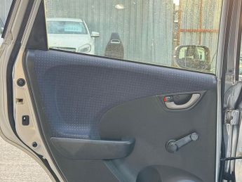 HONDA JAZZ 1.2 i-VTEC SE