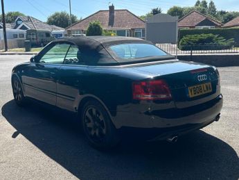 AUDI A4 1.8 T