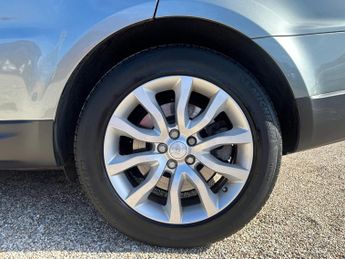 LAND ROVER RANGE ROVER SPORT 3.0 SD V6 HSE
