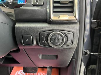 FORD RANGER 2.0 EcoBlue Wildtrak Auto 4WD Euro 6 (s/s) 4dr